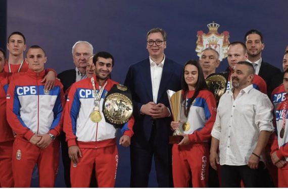 Božidar Maljković na prijemu za osvajače medalja u boksu kod predsednika Republike Srbije