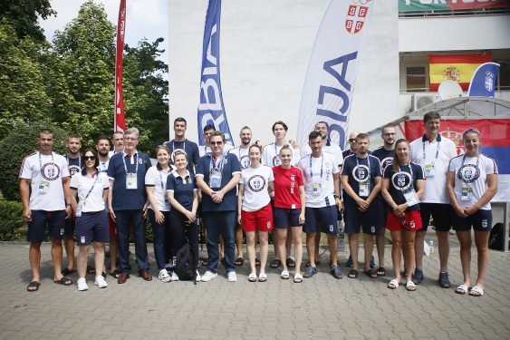 Državni sekretar Ministarstva sporta Marko Kešelj u poseti sportistima Srbije u Sportskom selu u Krakovu