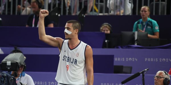 Nakon Novakovog plasmana u finale i osigurane druge medalje za Srbiju na OI u Parizu, basketaši slavili protiv Poljske