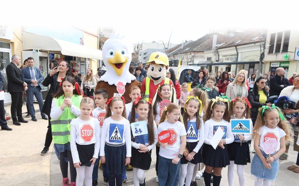 Bezbednost je u fokusu! Karavan bezbednosti saobraćaja održan u Smederevskoj Palanci!