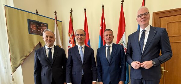 Premijer Macut, OKS i ministar sporta na sastanku sa predsednikom WADA: Srbija nastavlja unapređenje antidoping sistema i razvoj čistog sporta